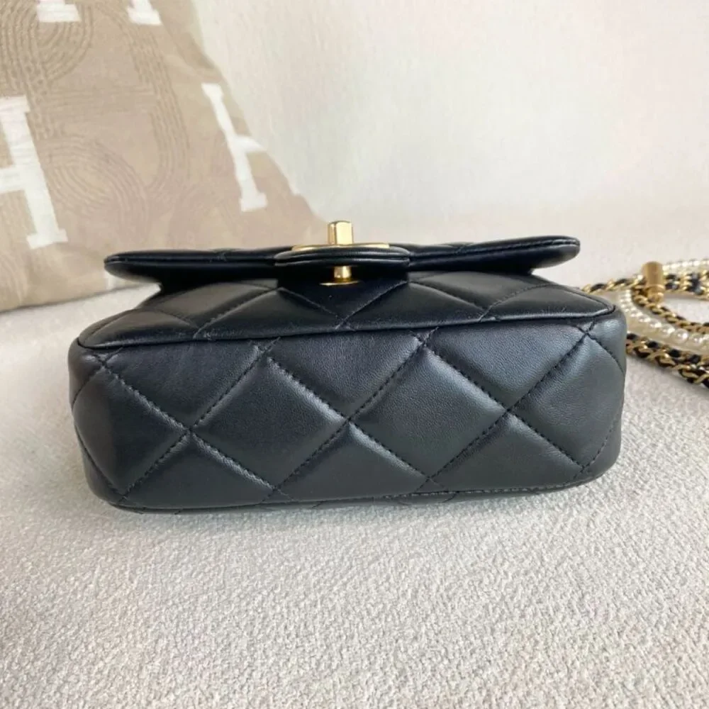 CHANEL brand color